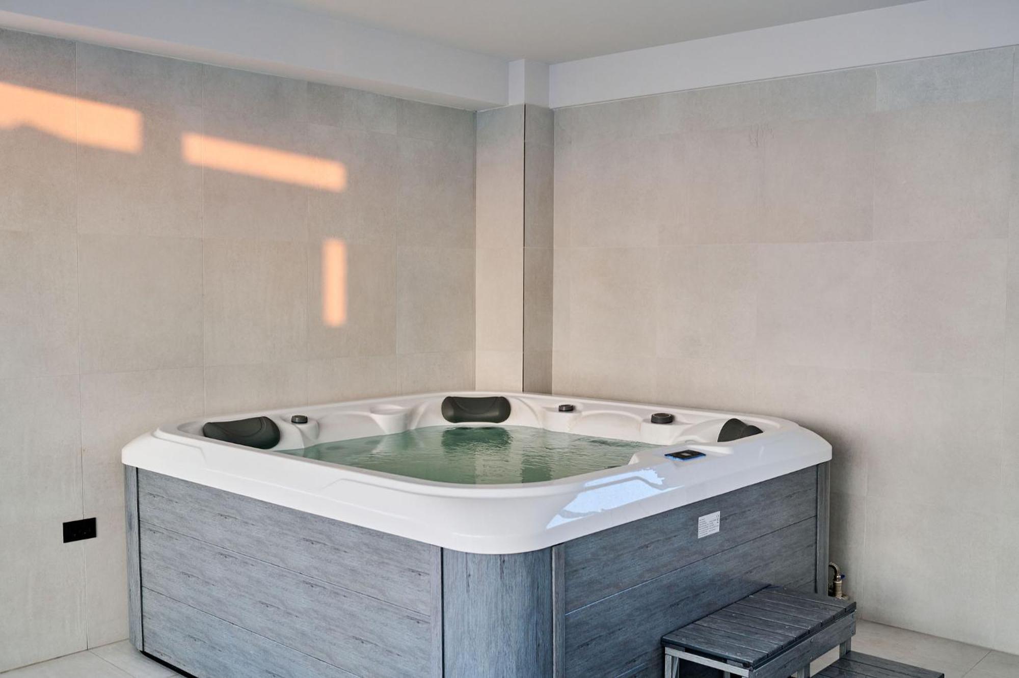 Soleil Anne Studio In Infinity Beach Resort - Parking Mamaia Exterior foto