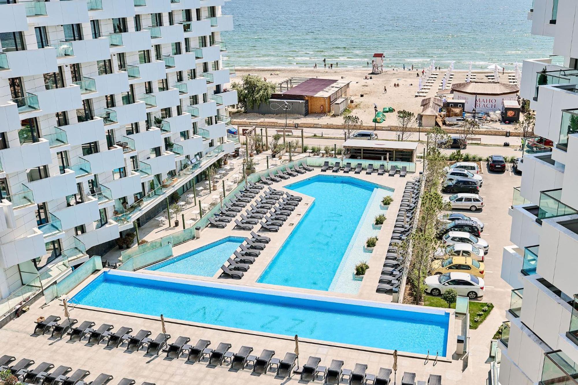 Soleil Anne Studio In Infinity Beach Resort - Parking Mamaia Exterior foto